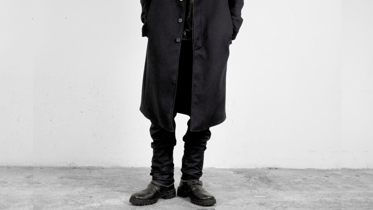 冬を受け止める─コート JCP-4B の存在