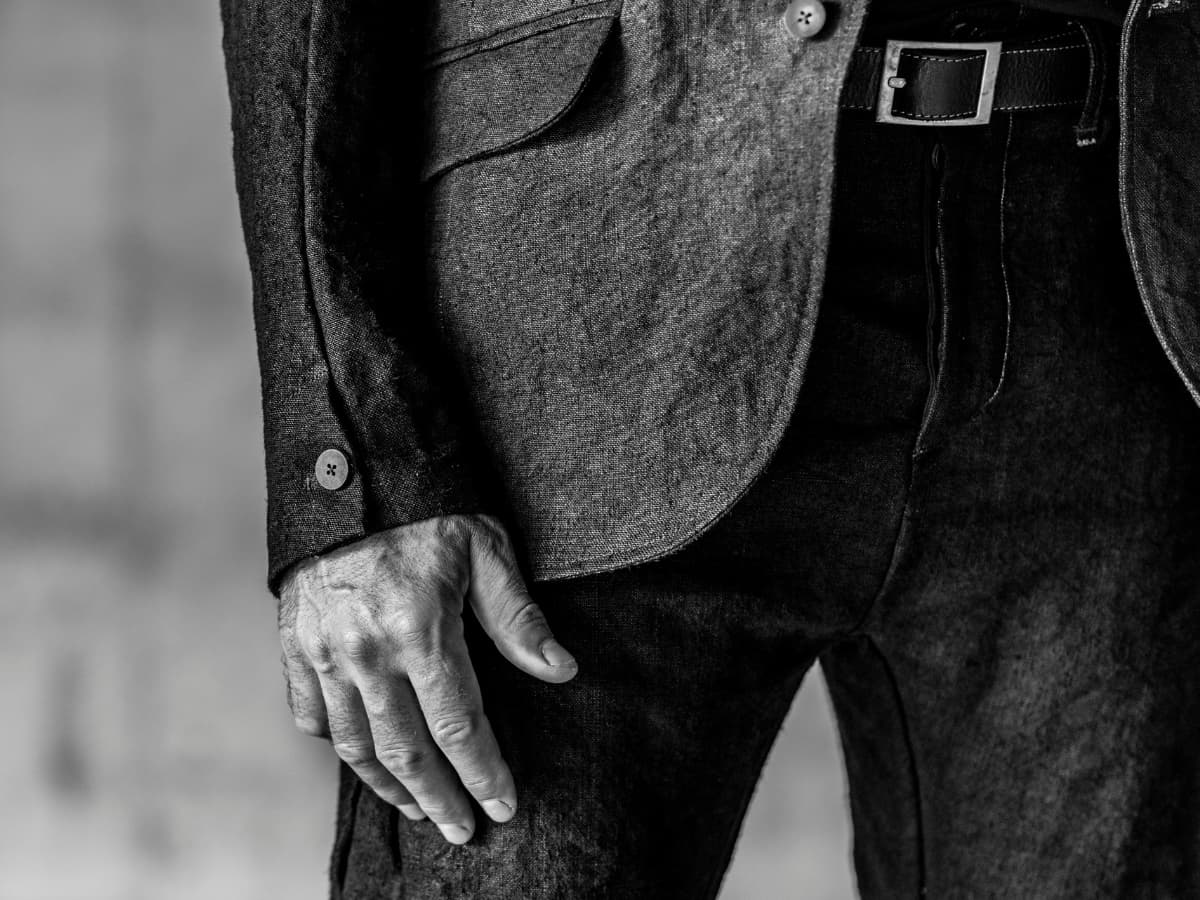 レザーのように変化していく素材｜26SS ヴィンテージリネン